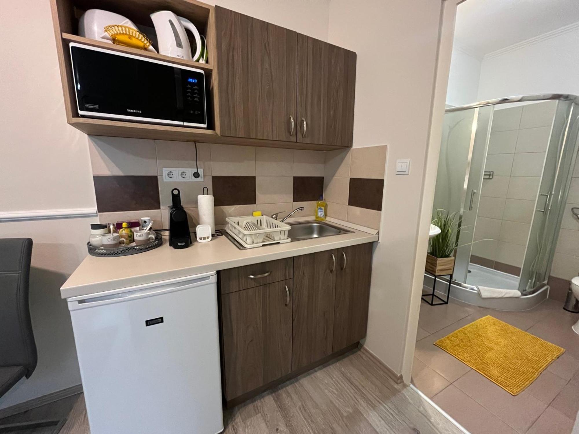 Oreo Apartman Eger Extérieur photo